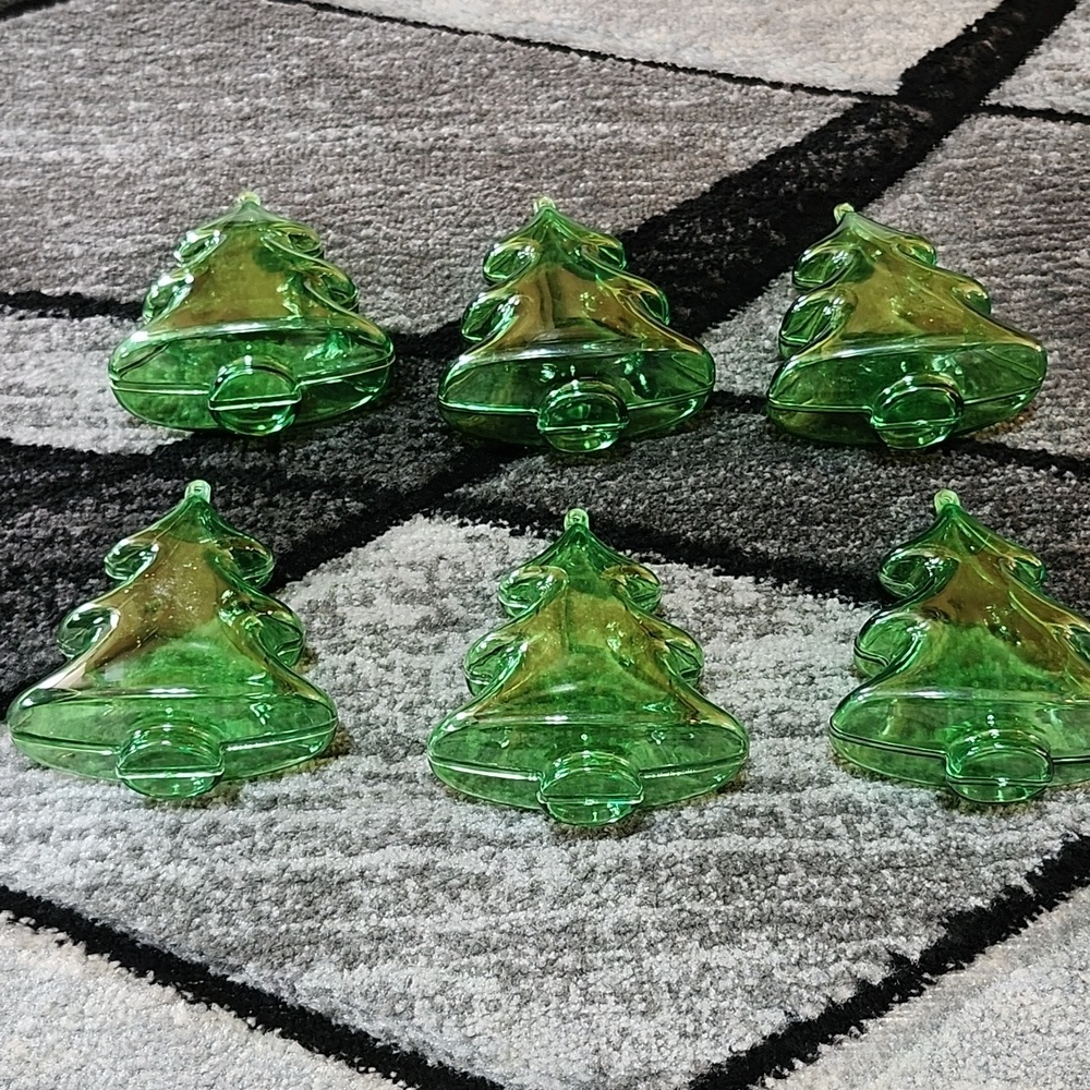 VINTAGE FILLABLE GREEN PLASTIC CHRISTMAS TREE SHAPED ORNAMENTS PRICE FIRM - Picture 2 of 9
